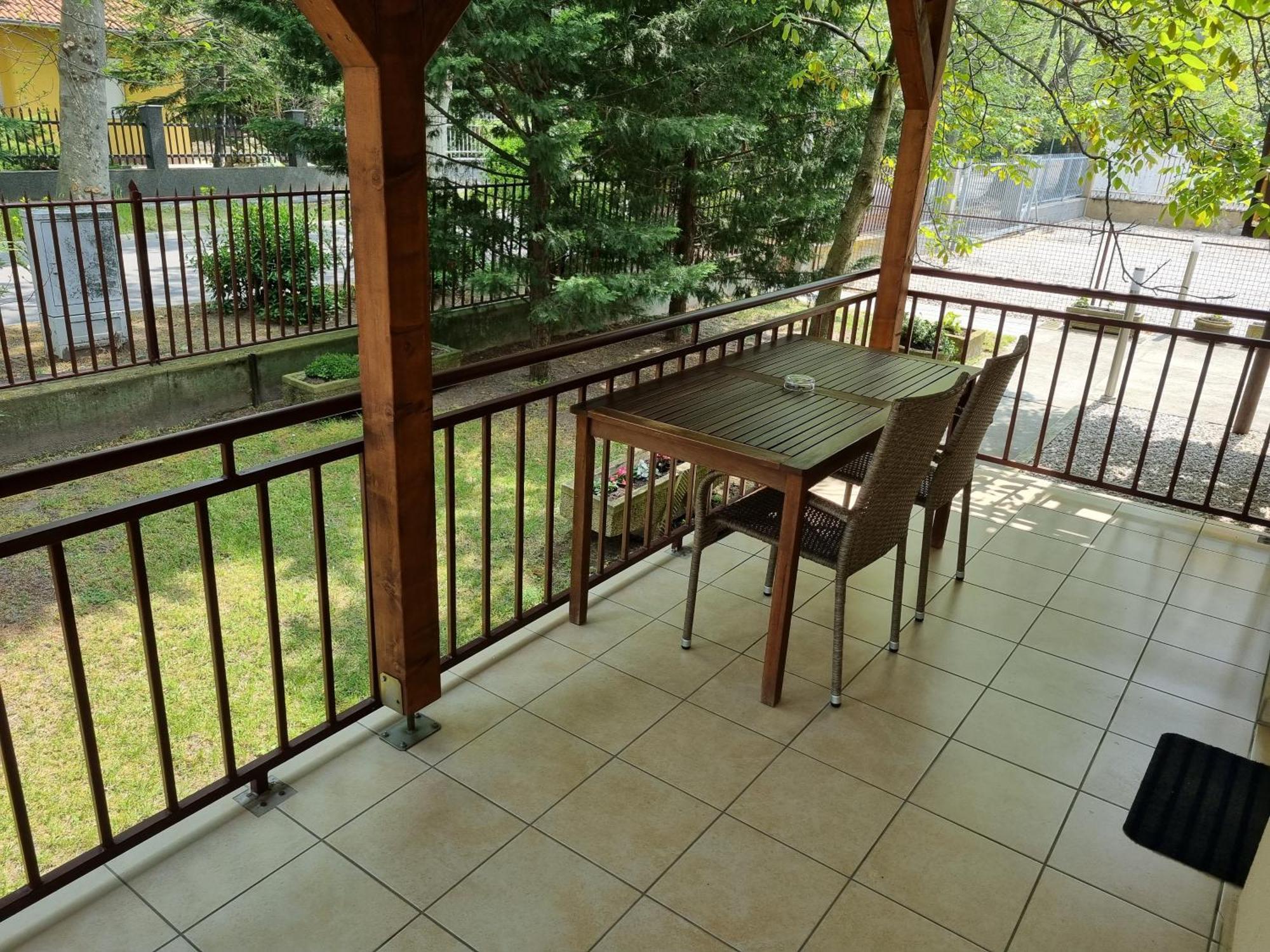 Tancsics Vendeghaz Otel Siofok Oda fotoğraf