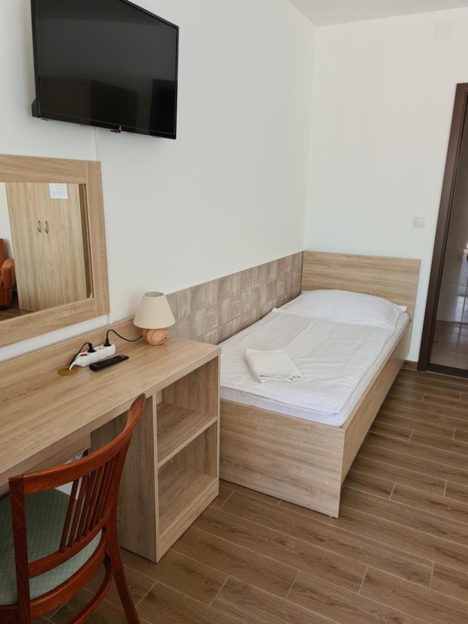 Tancsics Vendeghaz Otel Siofok Oda fotoğraf