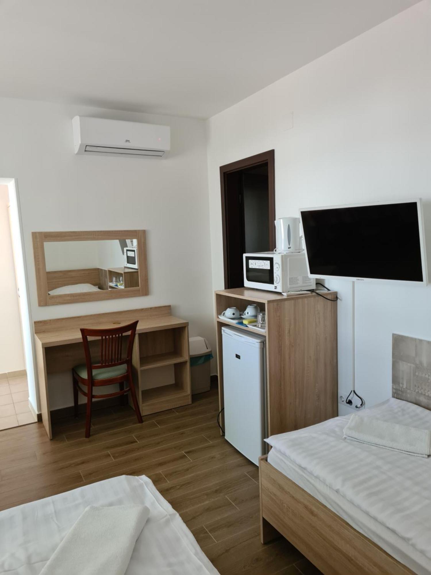 Tancsics Vendeghaz Otel Siofok Oda fotoğraf