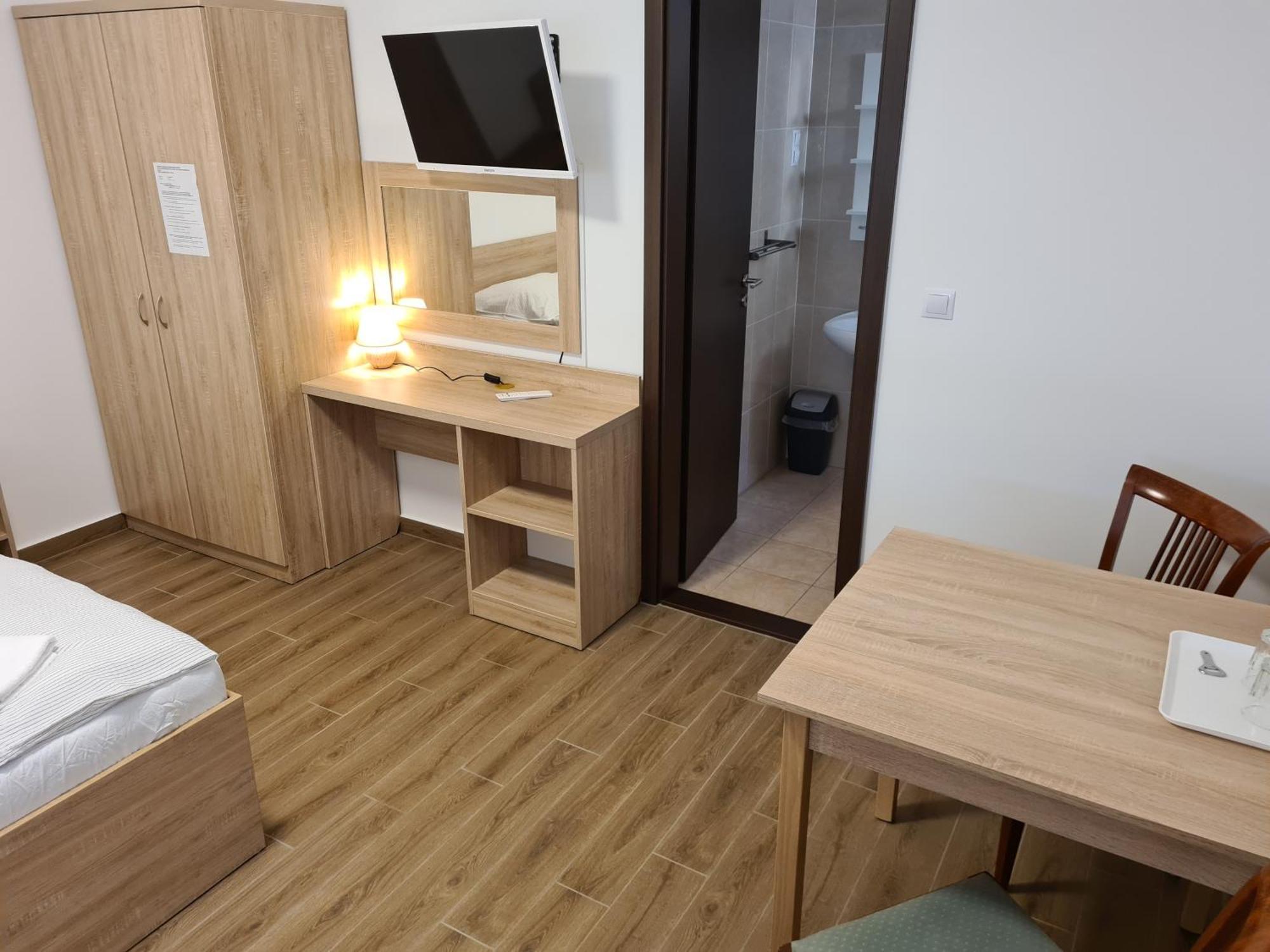 Tancsics Vendeghaz Otel Siofok Oda fotoğraf