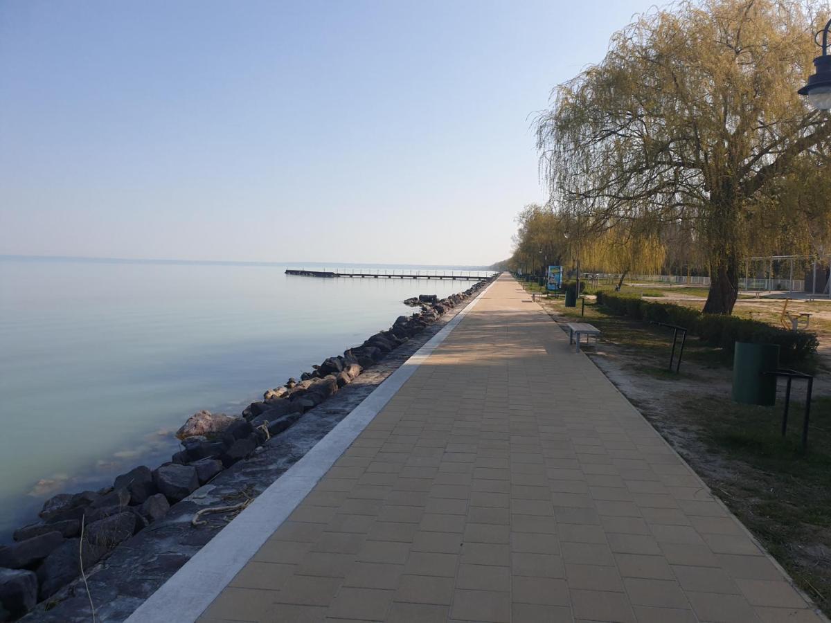 Tancsics Vendeghaz Otel Siofok Dış mekan fotoğraf